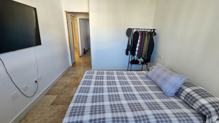 Image No.37-2 Bed Property for sale