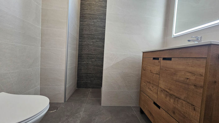 Image No.39-2 Bed Property for sale