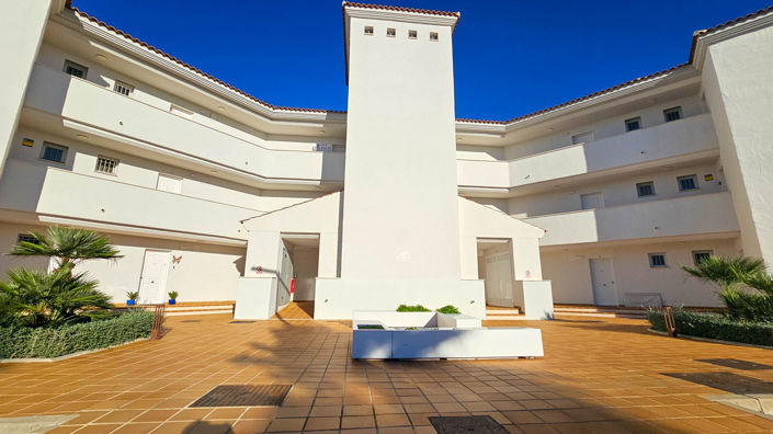 Image No.48-2 Bed Property for sale