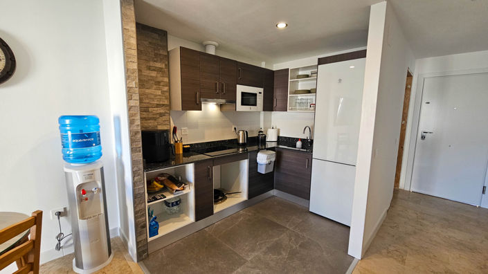 Image No.6-2 Bed Property for sale