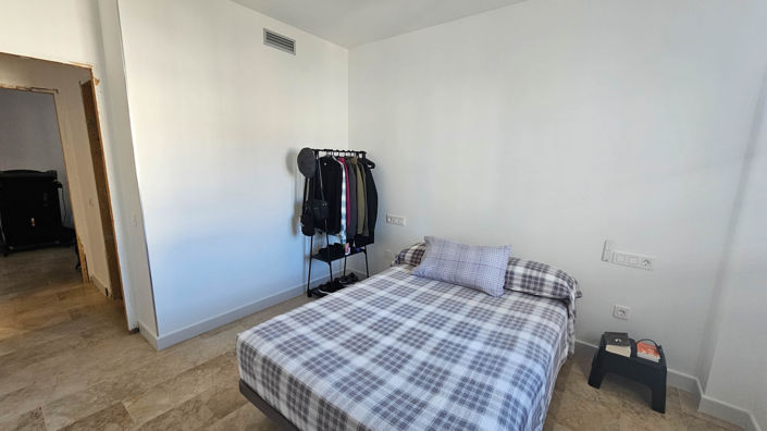 Image No.7-2 Bed Property for sale