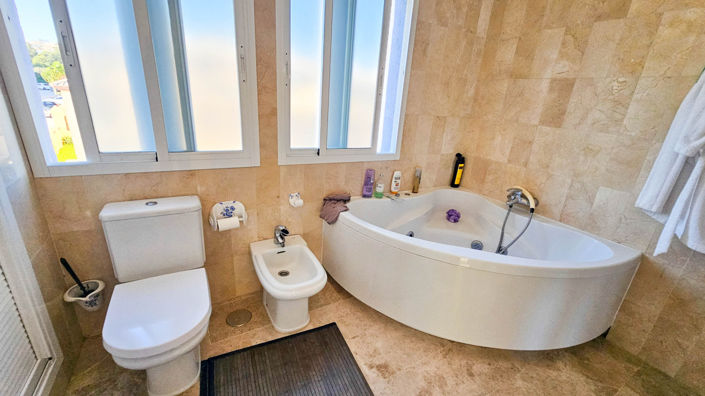 Image No.34-Maison de 4 chambres à vendre à Casares