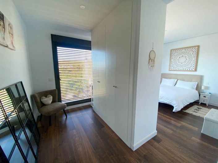 Image No.17-3 Bed Townhouse for sale