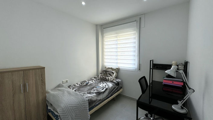 Image No.26-3 Bed House for sale