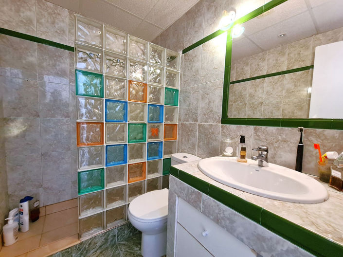 Image No.6-2 Bed House for sale