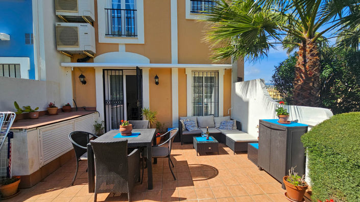 Image No.12-3 Bed House for sale