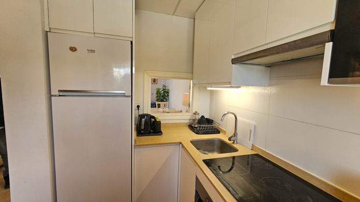 Image No.15-3 Bed House for sale