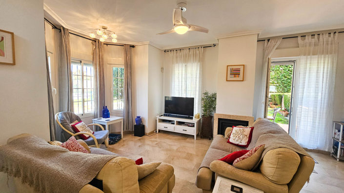 Image No.18-3 Bed House for sale