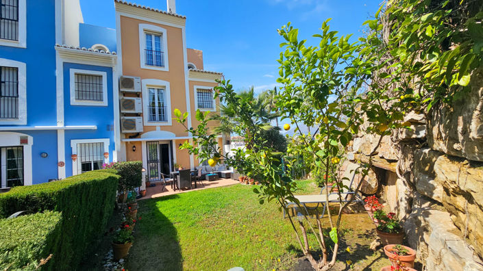 Image No.9-3 Bed House for sale