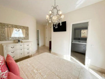 b98le8d7m9k3degpefzhs0lif8u4xzvzhwxtmggyekxx9