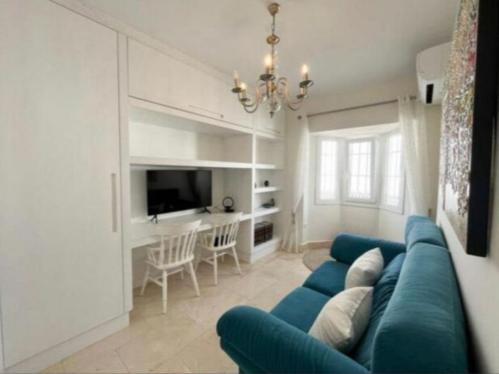 Image No.19-5 Bed House for sale