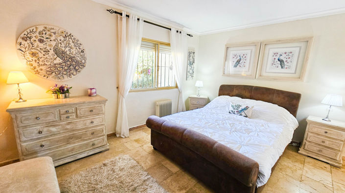 Image No.18-3 Bed Villa for sale