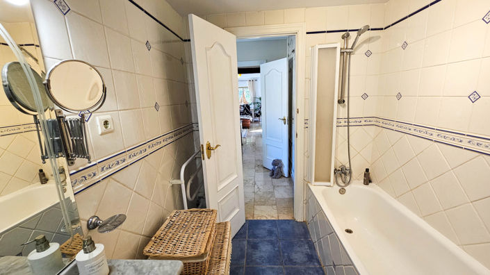 Image No.21-3 Bed Villa for sale