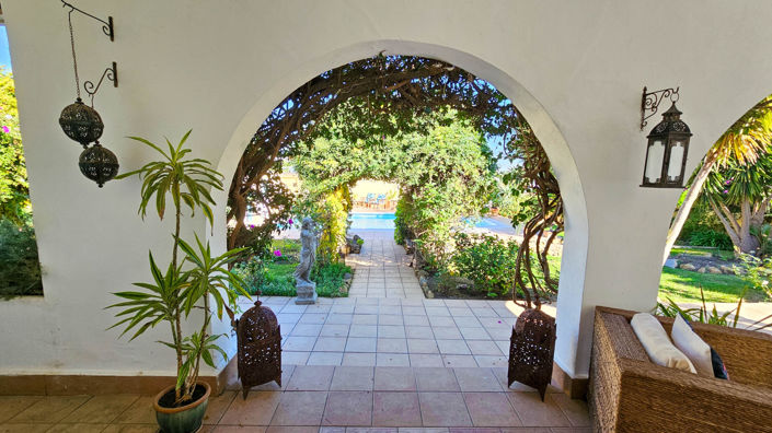 Image No.9-3 Bed Villa for sale