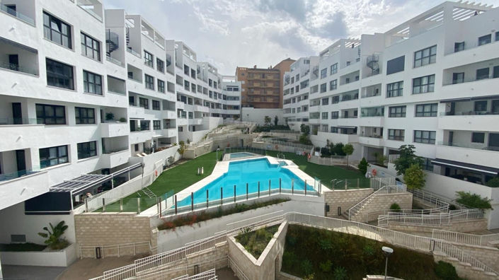 Image No.1-3 Bed Apartment for sale