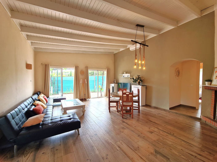 Image No.11-2 Bed House for sale