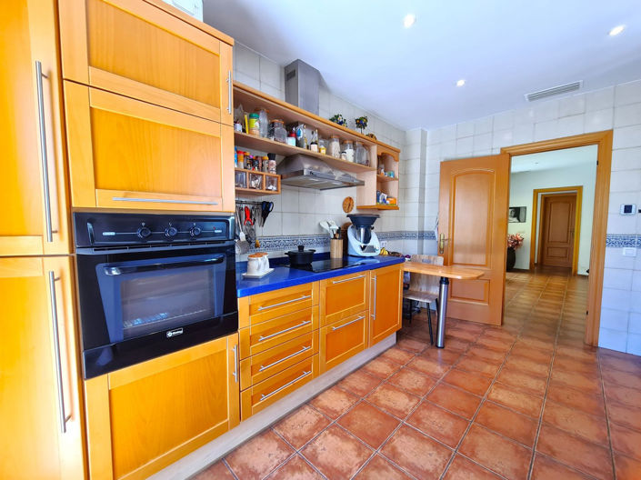 Image No.35-3 Bed House for sale