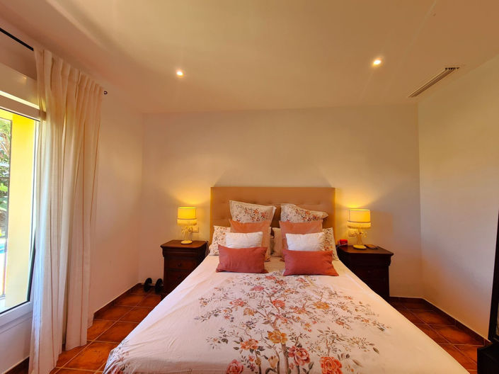 Image No.40-3 Bed House for sale