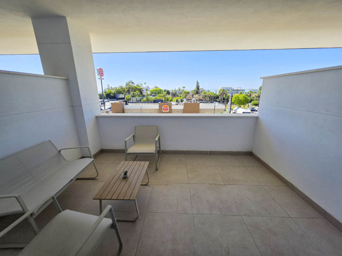 Image No.10-3 Bed Property for sale