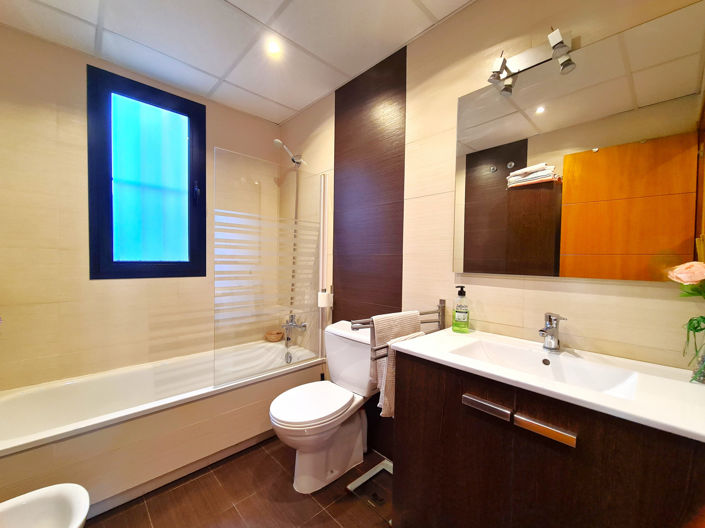 Image No.34-3 Bed Apartment for sale