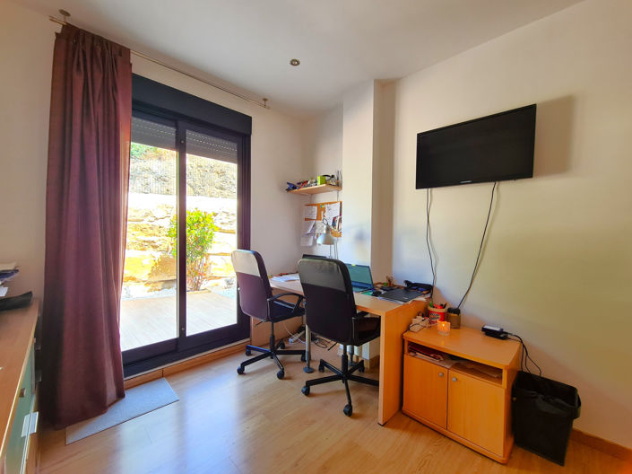 Image No.37-3 Bed Apartment for sale