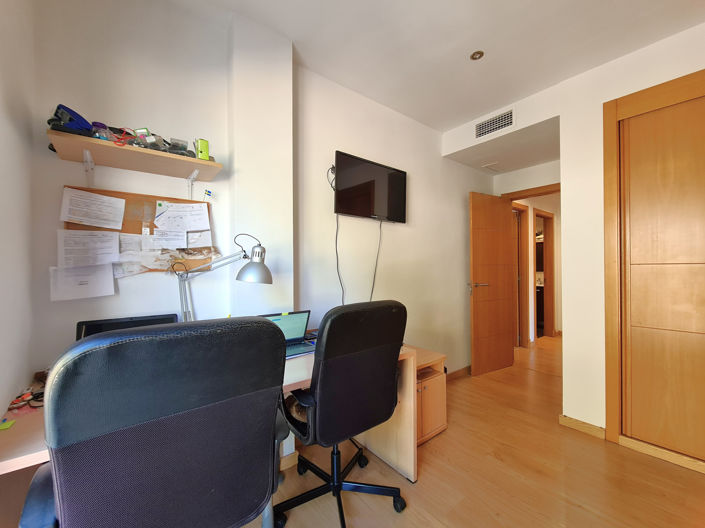 Image No.38-3 Bed Apartment for sale