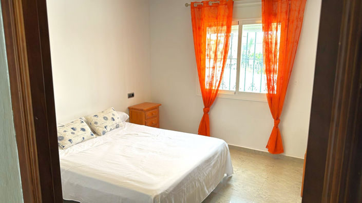 Image No.29-3 Bed House for sale