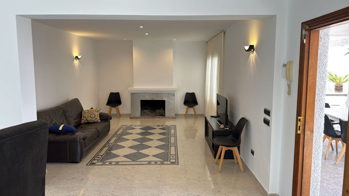 Image No.4-3 Bed House for sale