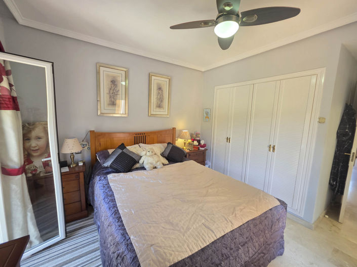 Image No.17-3 Bed Townhouse for sale