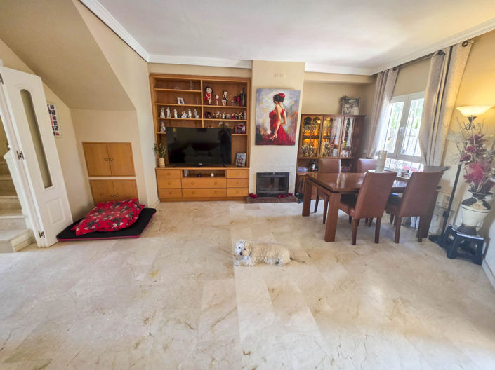 Image No.35-3 Bed Townhouse for sale