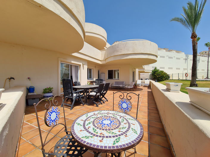 Image No.21-3 Bed Property for sale