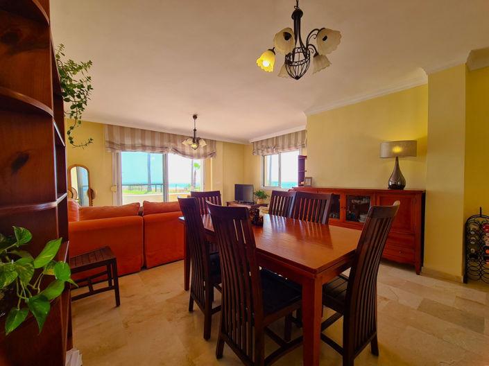 Image No.8-3 Bed Property for sale