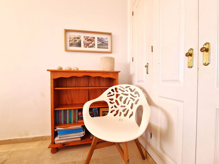 Image No.36-3 Bed Property for sale