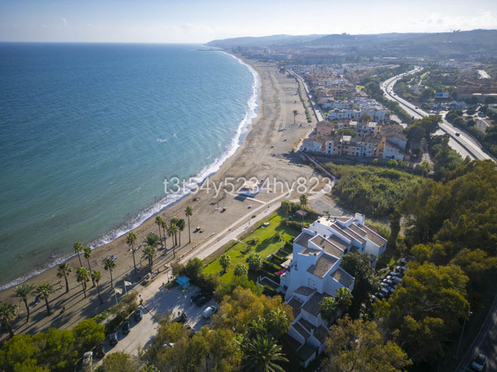 Image No.14-1 Bed Property for sale