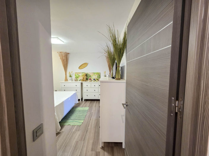 Image No.29-Propriété de 1 chambre à vendre à Casares