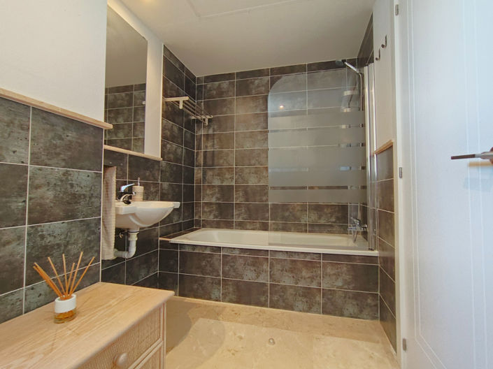 Image No.39-4 Bed House for sale