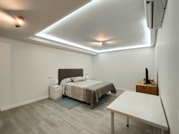 Image No.45-4 Bed House for sale