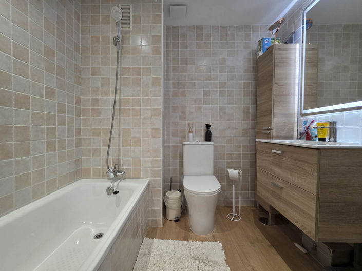 Image No.10-2 Bed Duplex for sale