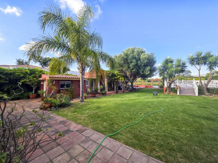 Image No.17-Villa de 4 chambres à vendre à Los Barrios