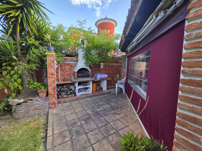 Image No.23-Villa de 4 chambres à vendre à Los Barrios