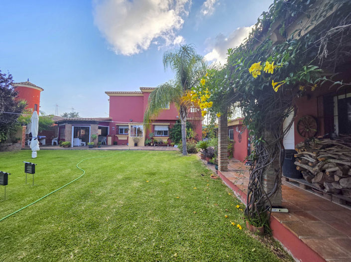 Image No.27-Villa de 4 chambres à vendre à Los Barrios