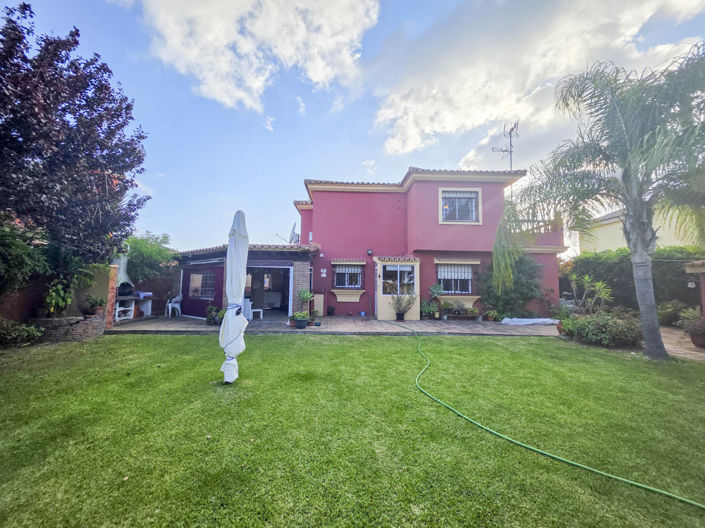 Image No.3-Villa de 4 chambres à vendre à Los Barrios