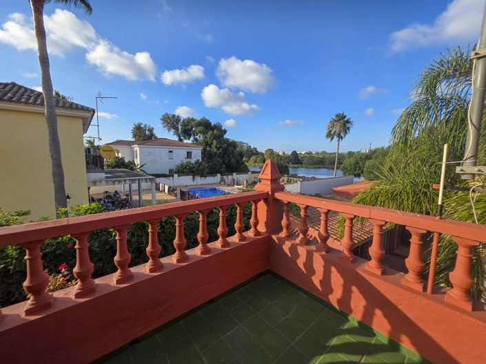 Image No.44-Villa de 4 chambres à vendre à Los Barrios