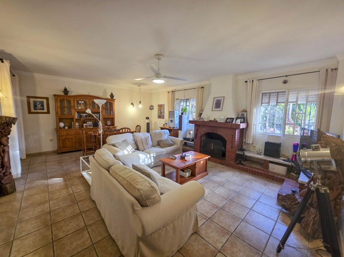 Image No.8-Villa de 4 chambres à vendre à Los Barrios