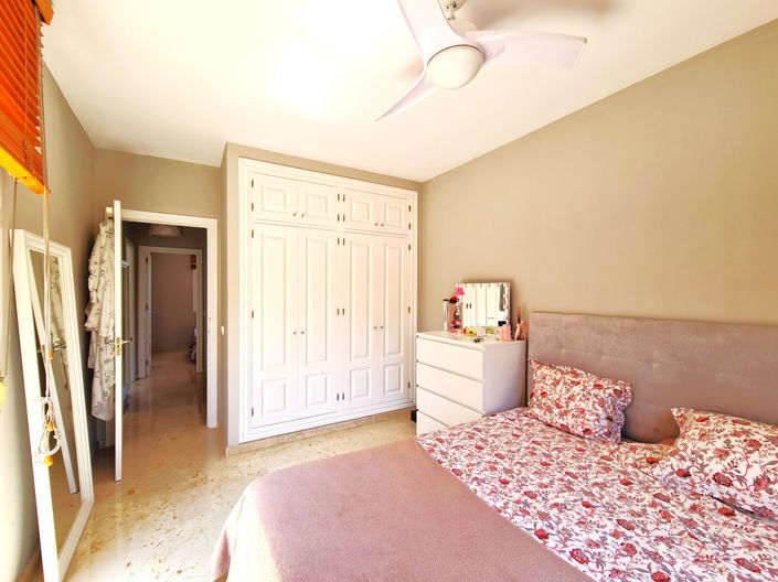 Image No.24-3 Bed Townhouse for sale