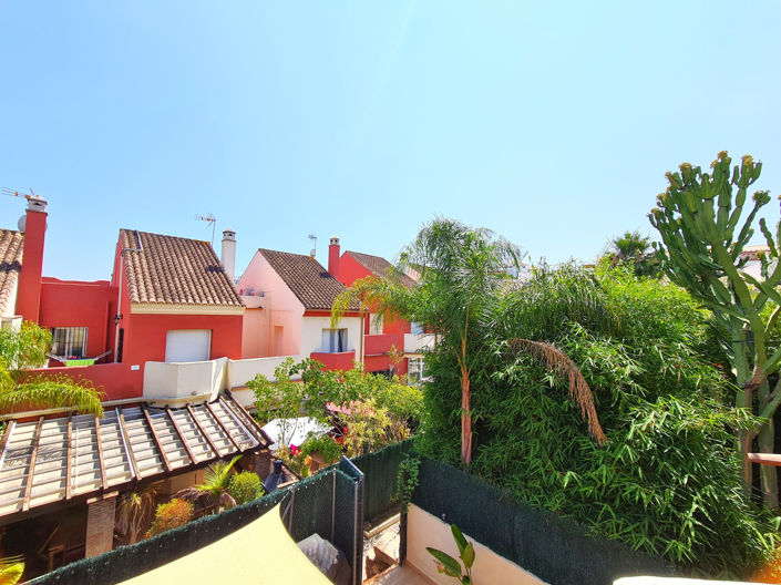 Image No.29-3 Bed Townhouse for sale