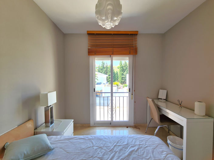 Image No.36-3 Bed Townhouse for sale