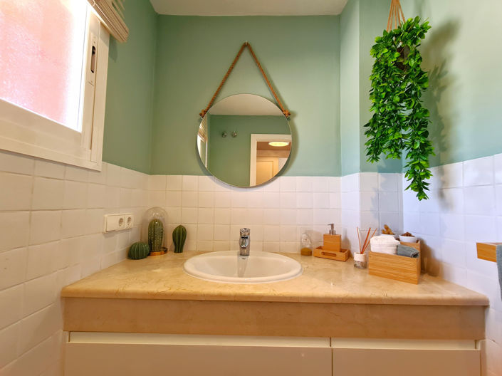 Image No.37-3 Bed Townhouse for sale