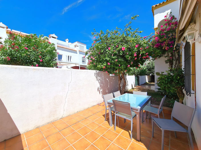 Image No.7-3 Bed House for sale