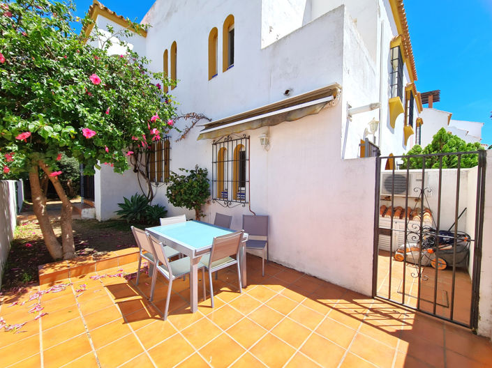 Image No.8-3 Bed House for sale